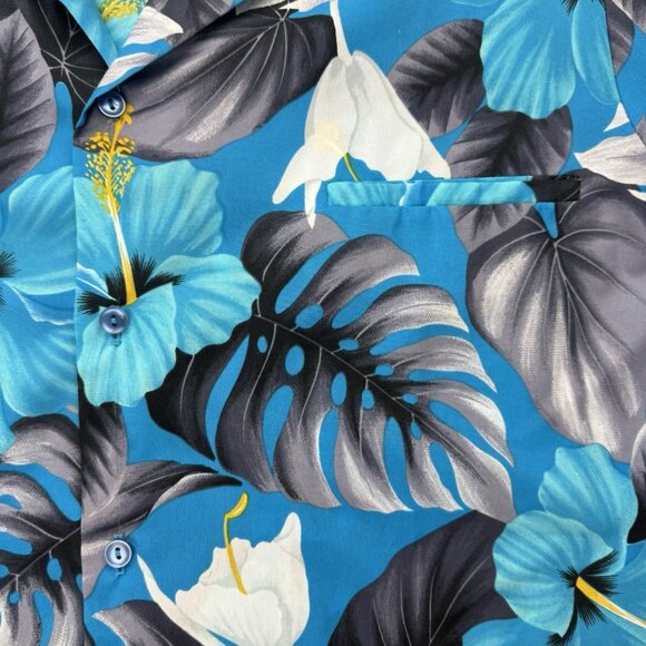 Hilo Hattie VTG Mens L Blue Floral Hawaiian Short Sleeve Shirt Aloha - Picture 3 of 6